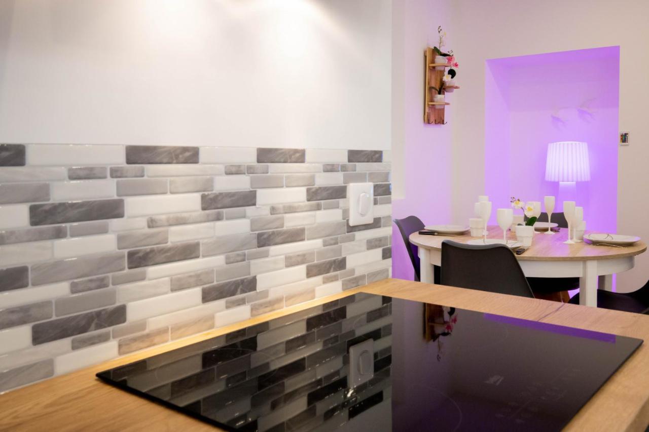 Cosmo Ideal Famille Rue Carnot Annecy Exterior photo