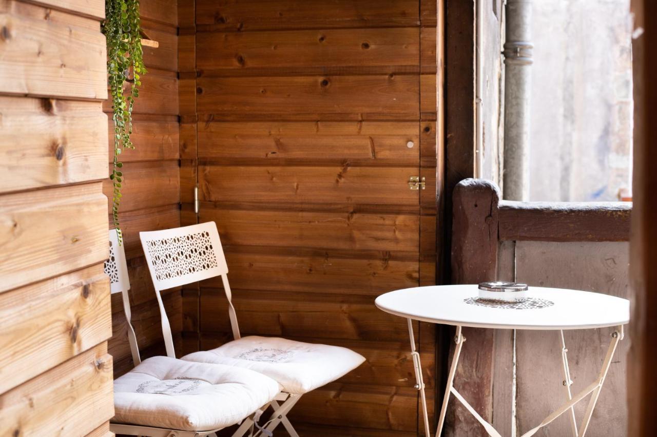 Cosmo Ideal Famille Rue Carnot Annecy Exterior photo